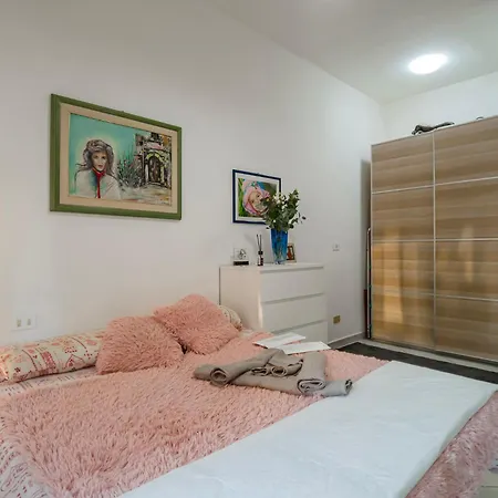 Apartment Mfs San Marino Host