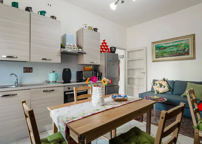 Mfs San Marino Host *