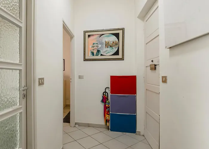 Mfs San Marino Host Apartmán *